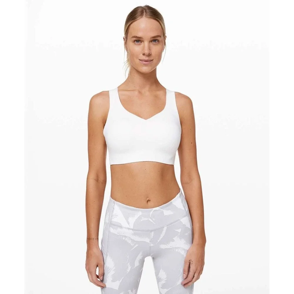 Lululemon enlite bra size B32